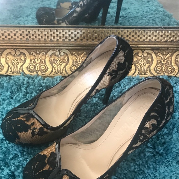 Alexander McQueen Shoes - 🌹ALEXANDER McQUEEN ( Rare  Lace pumps size 36 1/2. Luxury vintage